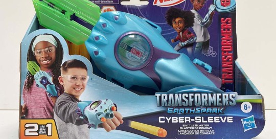 Toy 3 Transformers Earthspark Cyber-Sleeve_3